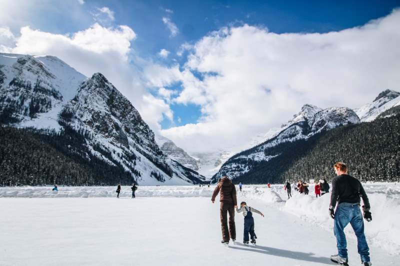 lake louise skating
