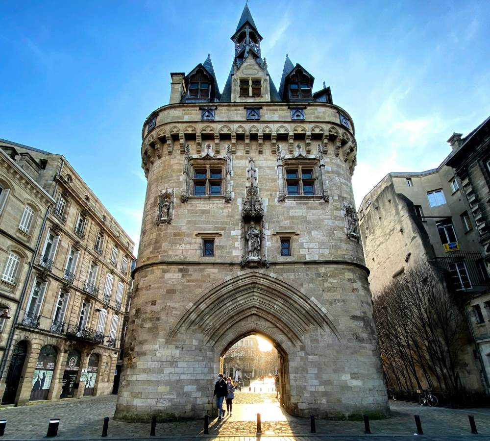 Porte Cailhau Bordeaux France