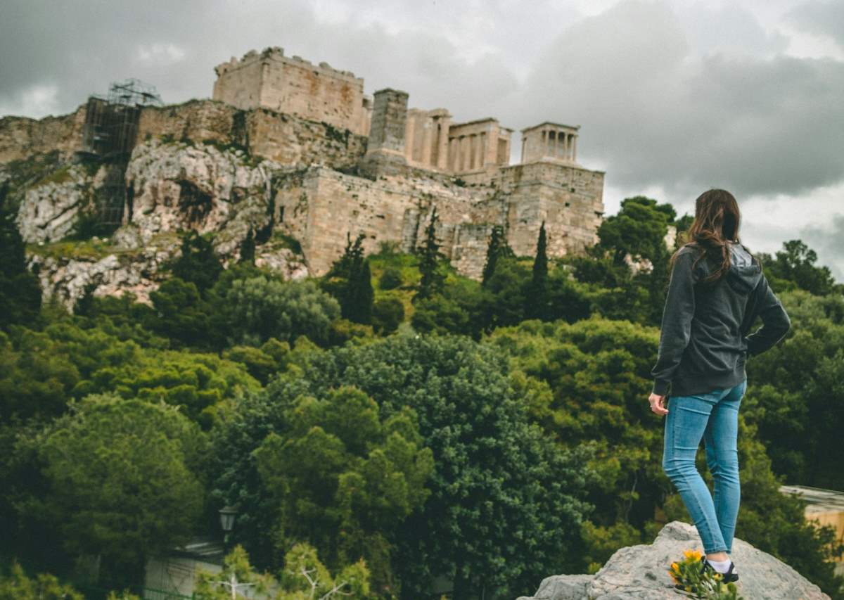 cheapest time to travel to athens greece