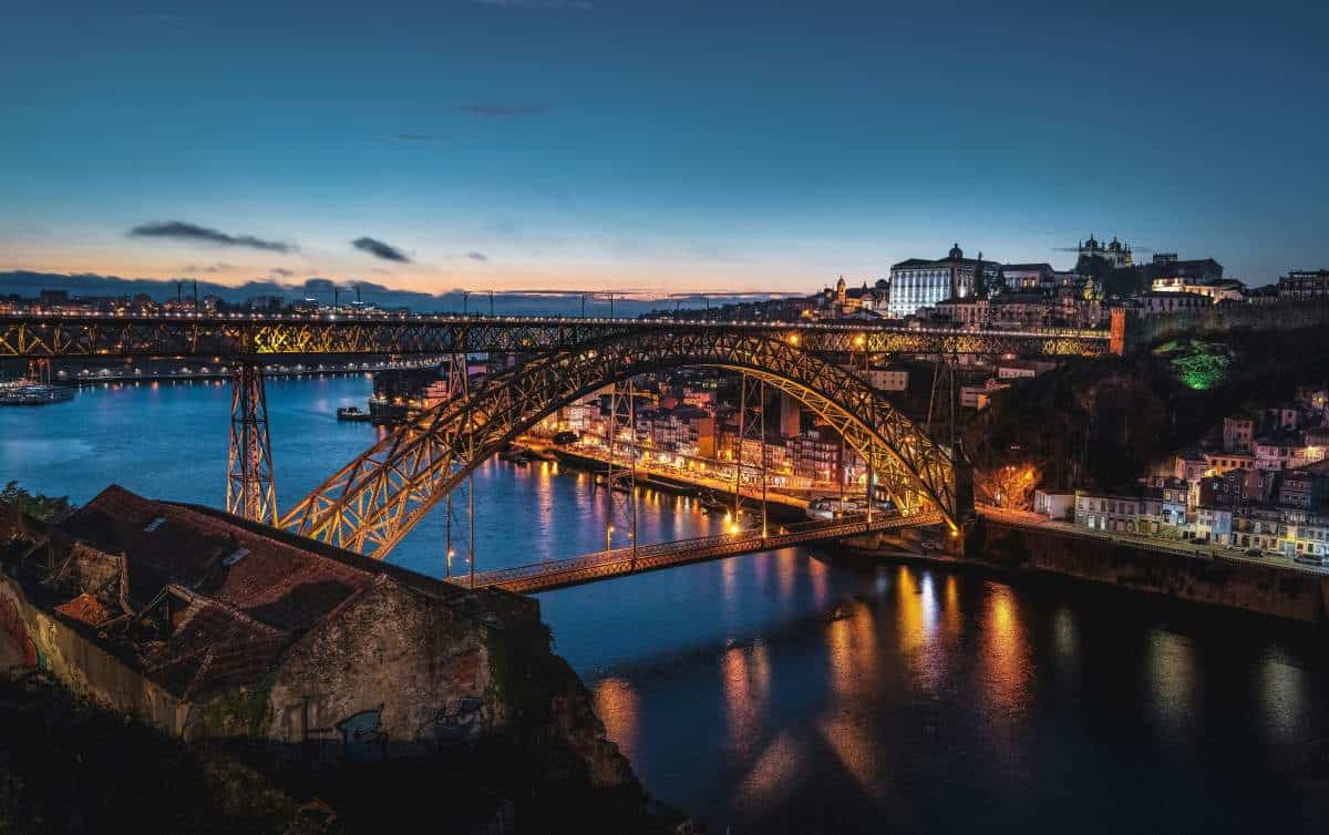 Dom Luís I Bridge - Porto Portugal