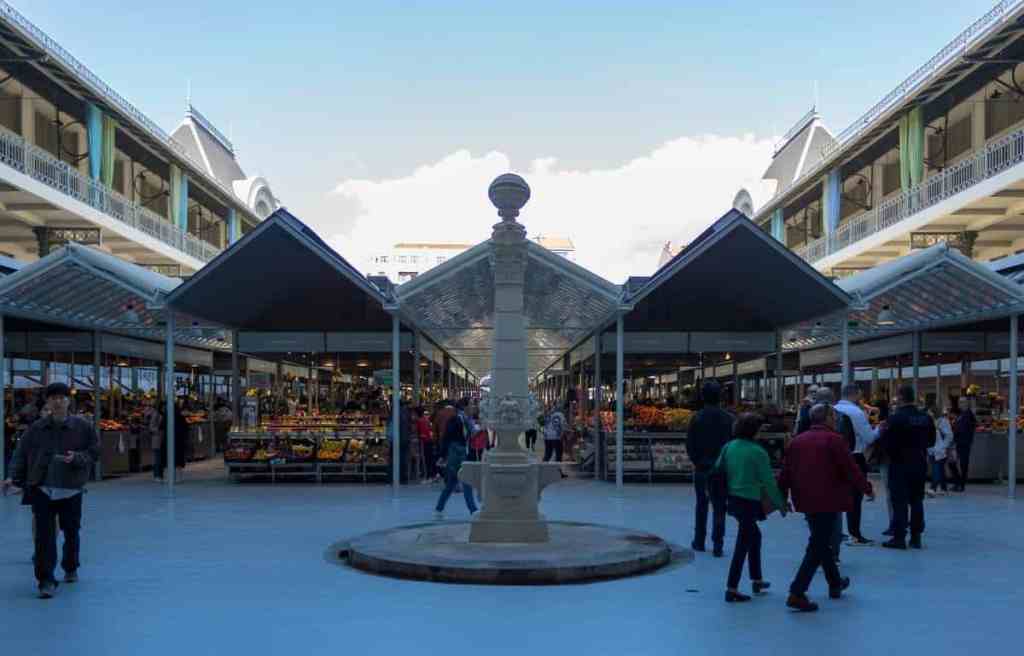 Mercado do Bolhão Porto Portugal