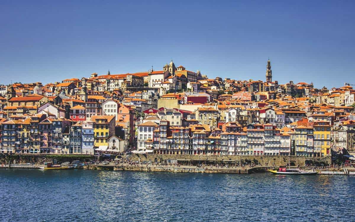 where to stay in porto portugal