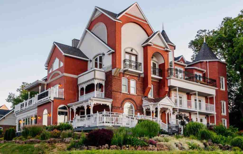 Niagara Grandview Boutique Hotel