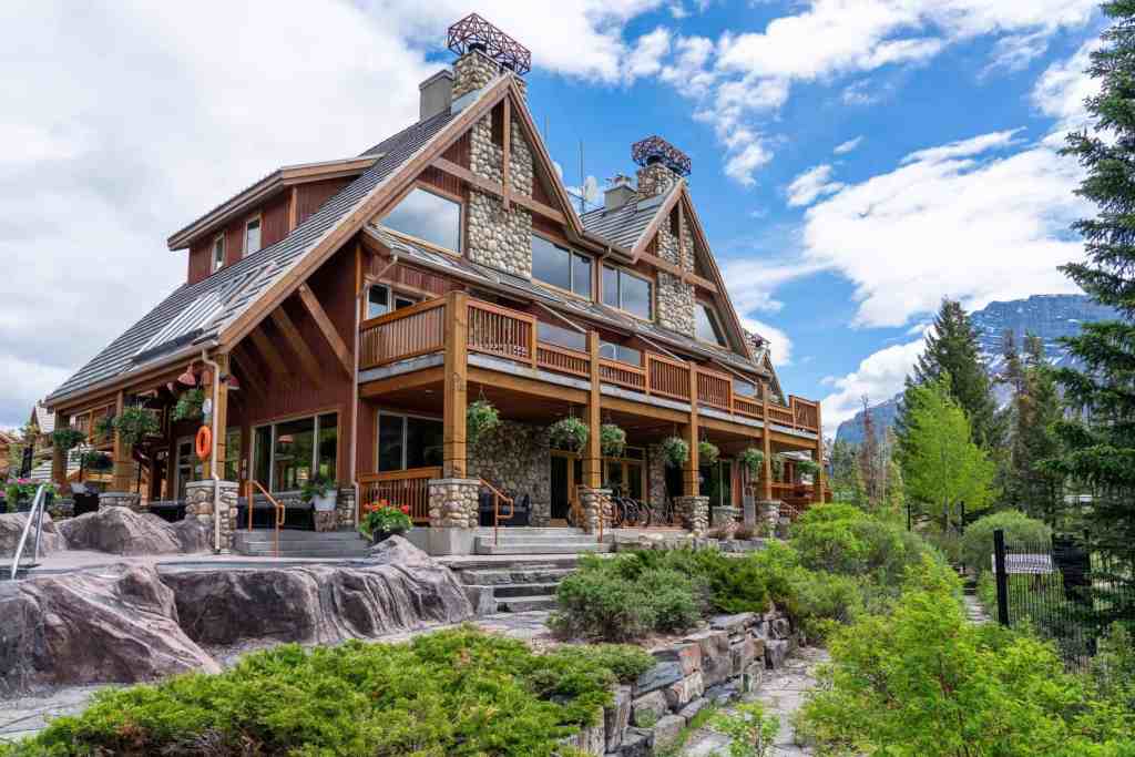 Hidden Ridge Resort in Banff