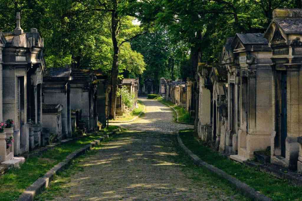 Père Lachaise Cemetery Paris