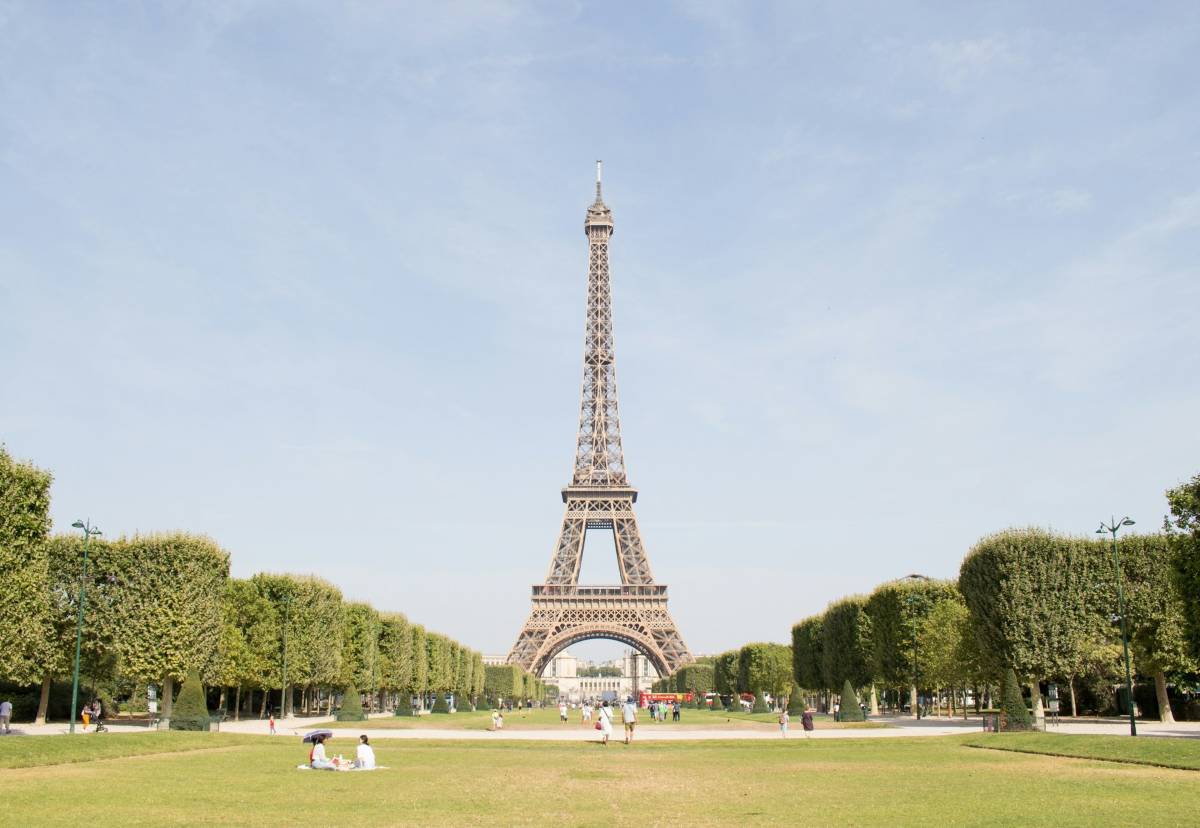 eiffel tower
