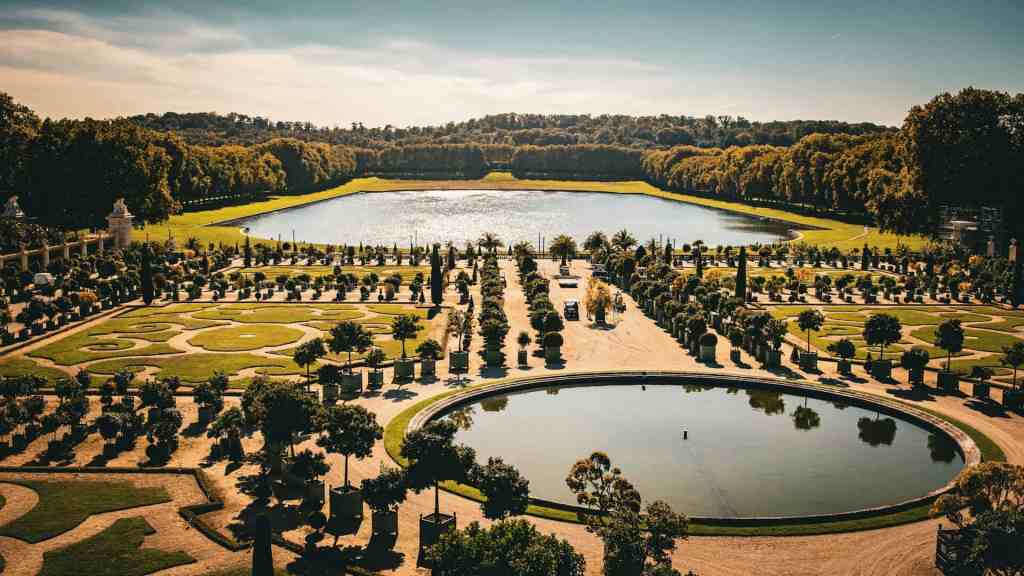 palace of versailles gardens
